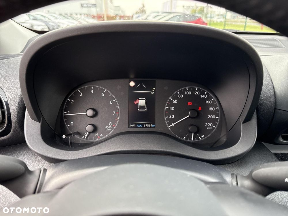 Toyota Yaris - 17