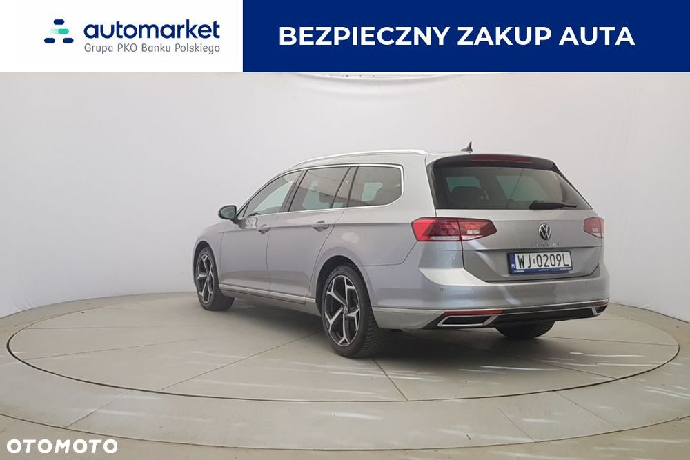 Volkswagen Passat - 5
