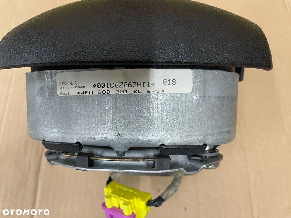 PODUSZKA KIEROWCY AUDI A8 D3 LIFT CZTERORAMIENNA SOUL 4E0880201BL - 4