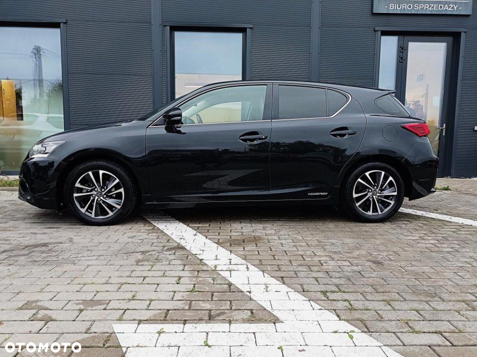 Lexus CT - 2