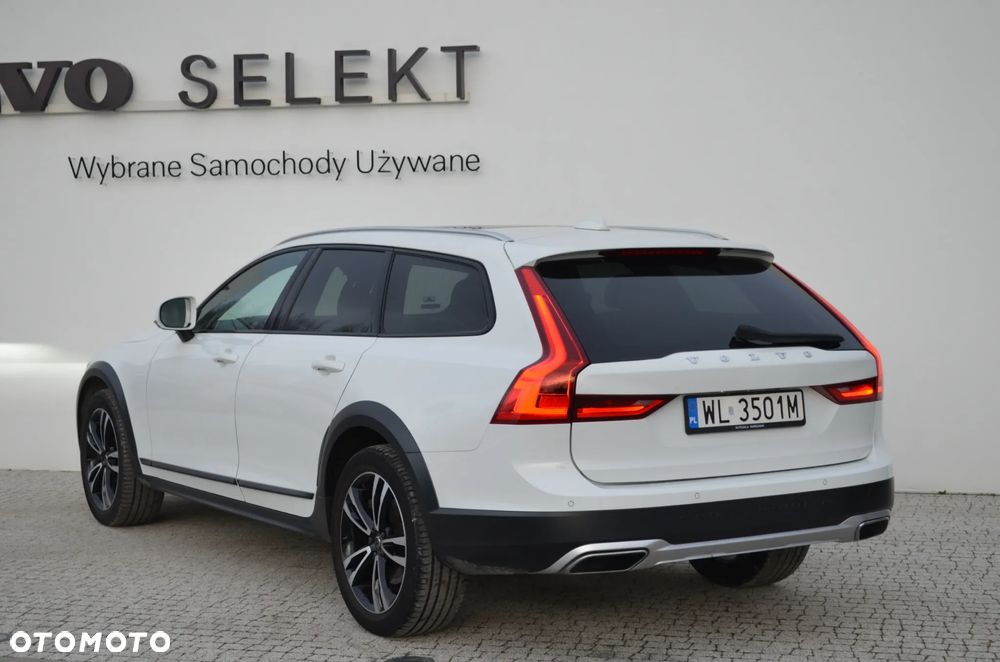 Volvo V90 Cross Country T5 AWD Pro - 5