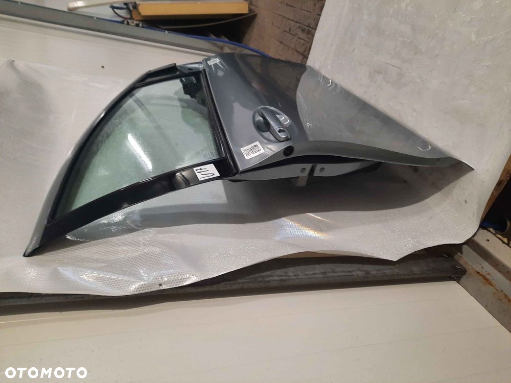 } DRZWI PRZÓD PRZEDNIE PRAWE TOYOTA YARIS 2 1F8 SZARE - 4