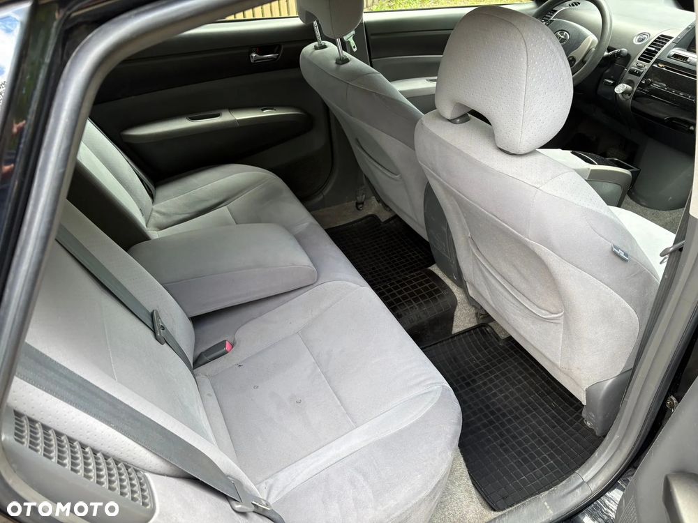 Toyota Prius 1.5 VVT-i Sol - 18