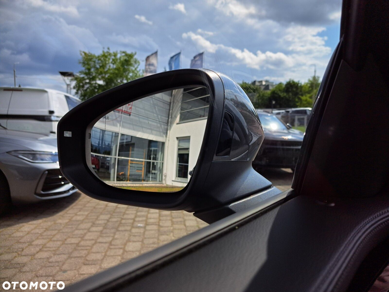 Volkswagen Passat 1.5 TSI ACT mHEV DSG - 26