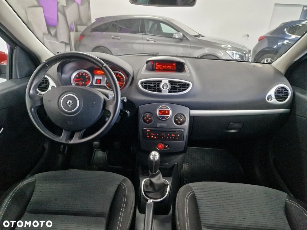 Renault Clio - 5