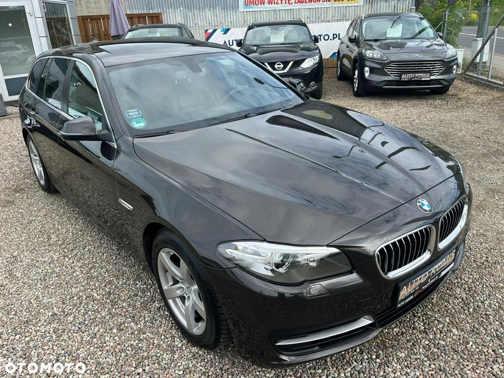 BMW Seria 5 520d Luxury Line - 23