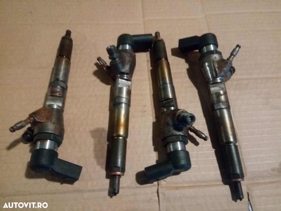 Injectoare 1.5 dci euro 5 si euro 6 8201100113 166006212R Renault Mercedes Nissan 73miikm