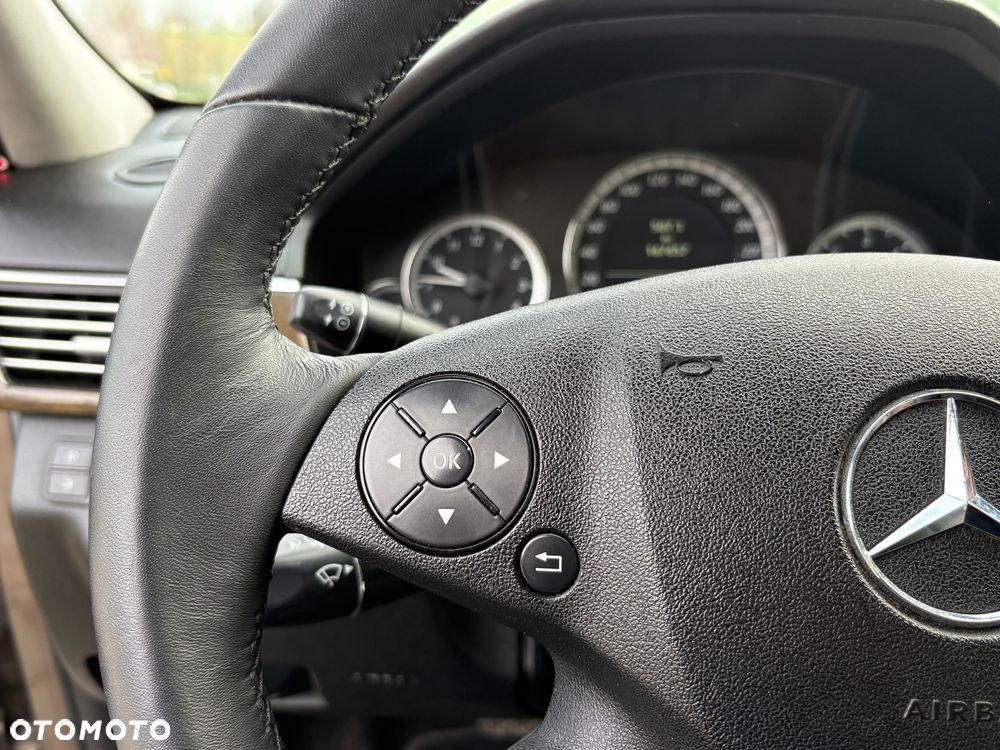 Mercedes-Benz Klasa E - 14