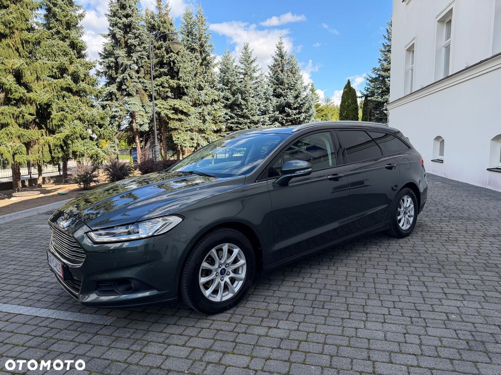 Ford Mondeo 2.0 TDCi STart-Stopp Titanium - 4