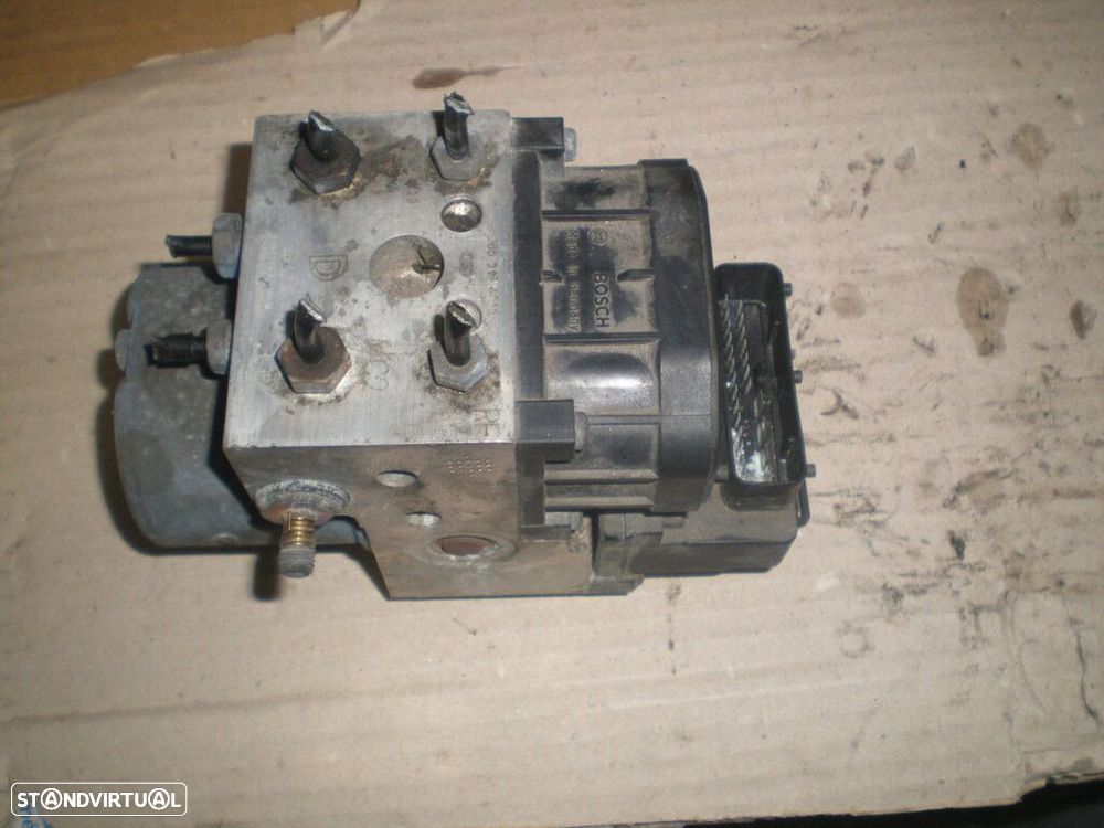 Abs 0273004483 46513088 ALFA ROMEO 156 2.4 ALFA ROMEO 156 SPORTWAGON FASE 1 2001 2.4JTD 140CV 5P CINZA ALFA ROMEO 156 FASE 1 2000 1.9JTD 105CV 4P PRETO - 2