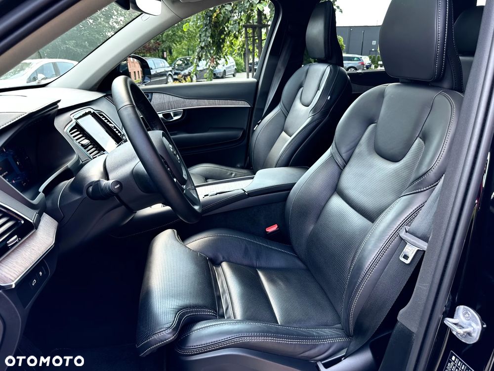 Volvo XC 90 - 29