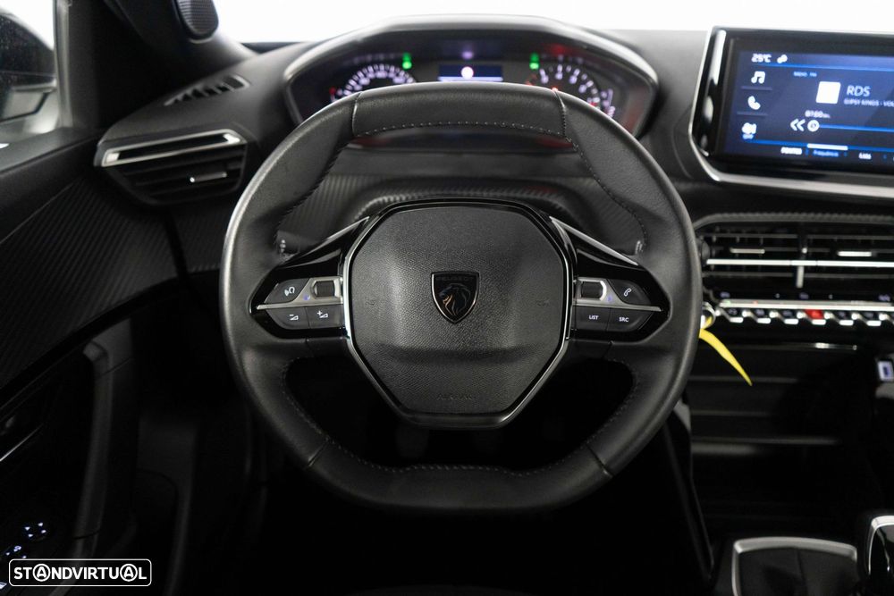 Peugeot 2008 1.2 PureTech Active Pack - 27