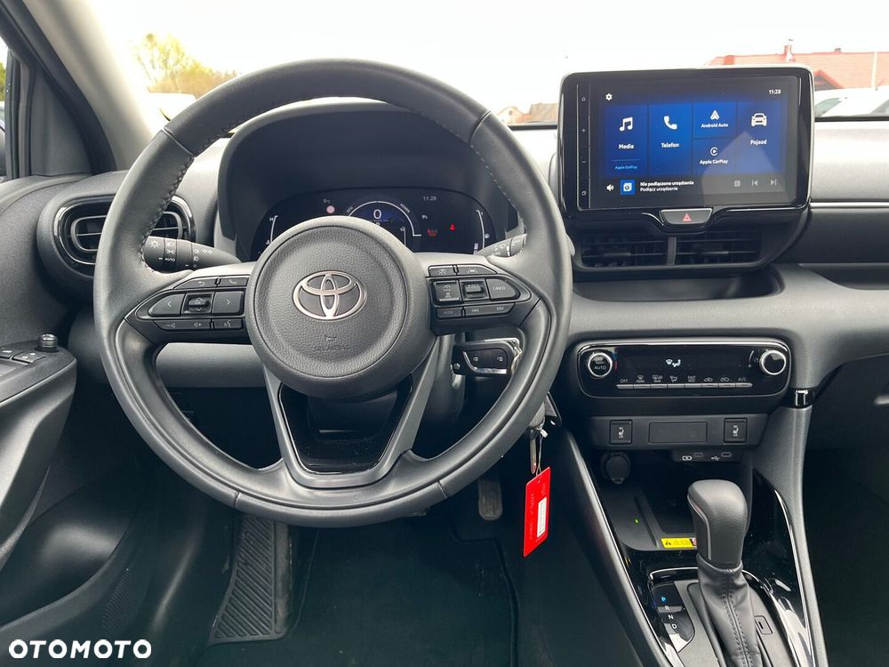 Toyota Yaris Hybrid 1.5 Style - 11