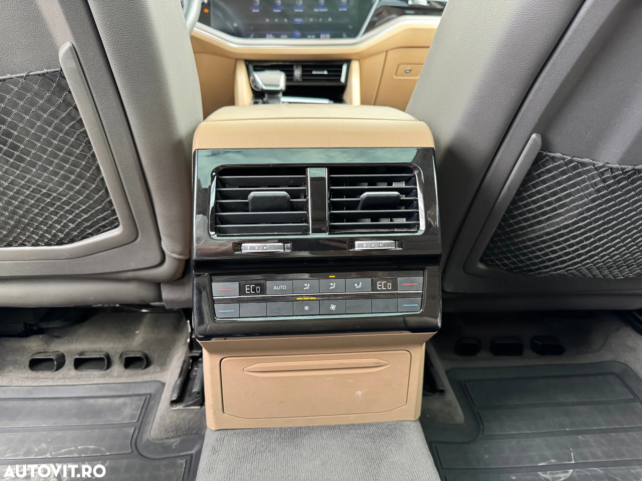 Volkswagen Touareg V6 TDI Atmosphere - 13