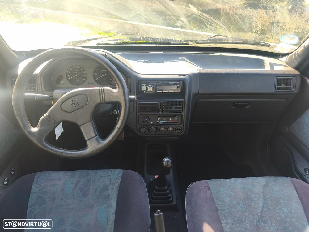 Peugeot 106 1.4 XND - 11