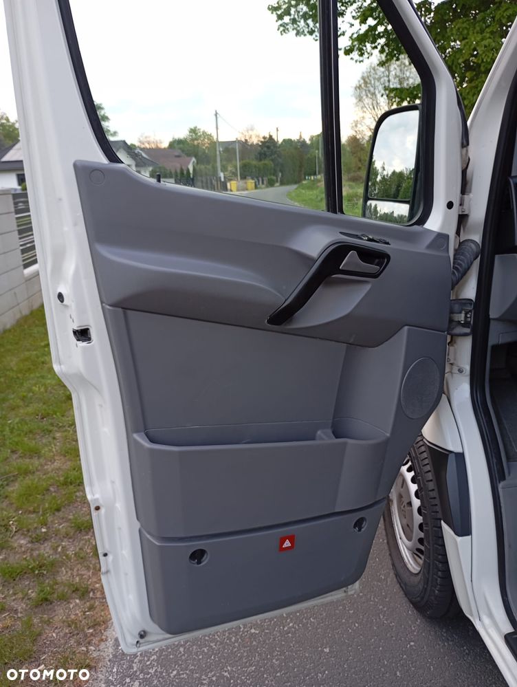 Volkswagen CRAFTER - 16