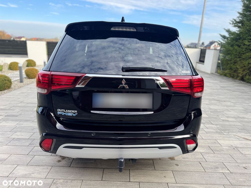 Mitsubishi Outlander 2.4 4WD Diamant+ - 8