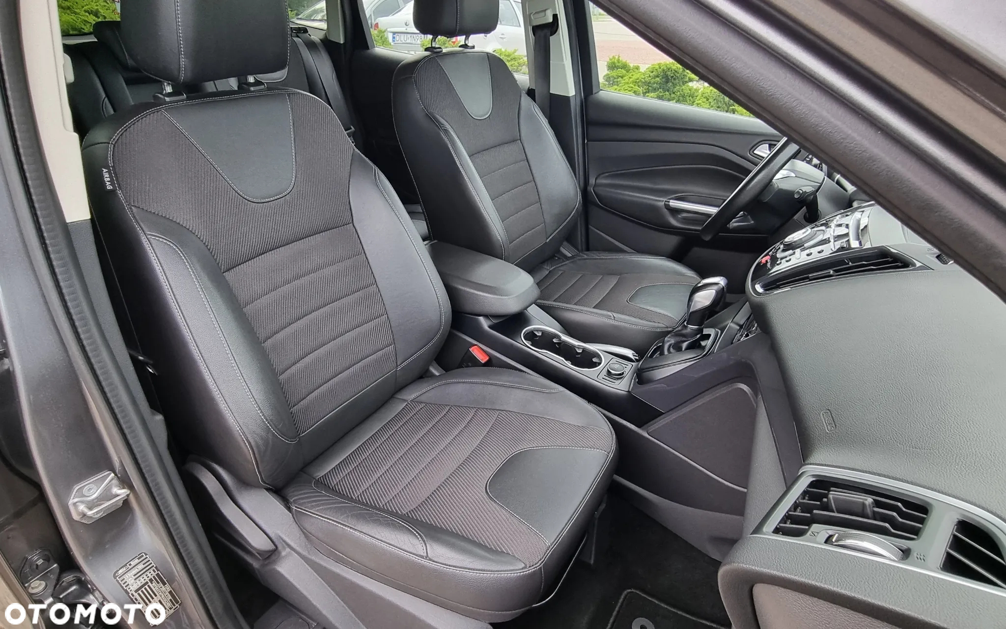 Ford Kuga 2.0 TDCi 4WD Titanium - 23