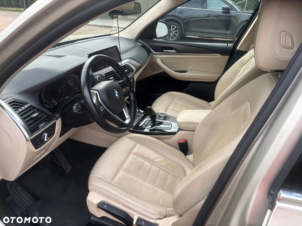 BMW X3 xDrive30i Luxury Line - 13