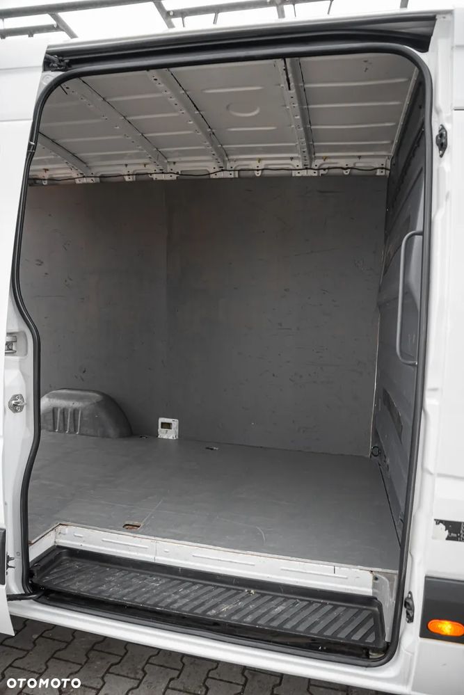 Volkswagen CRAFTER - 18