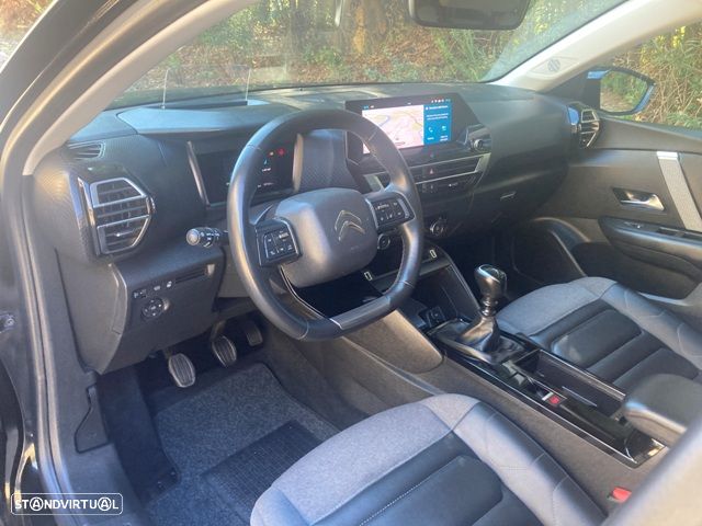 Citroën C4 1.2 PureTech Shine - 12