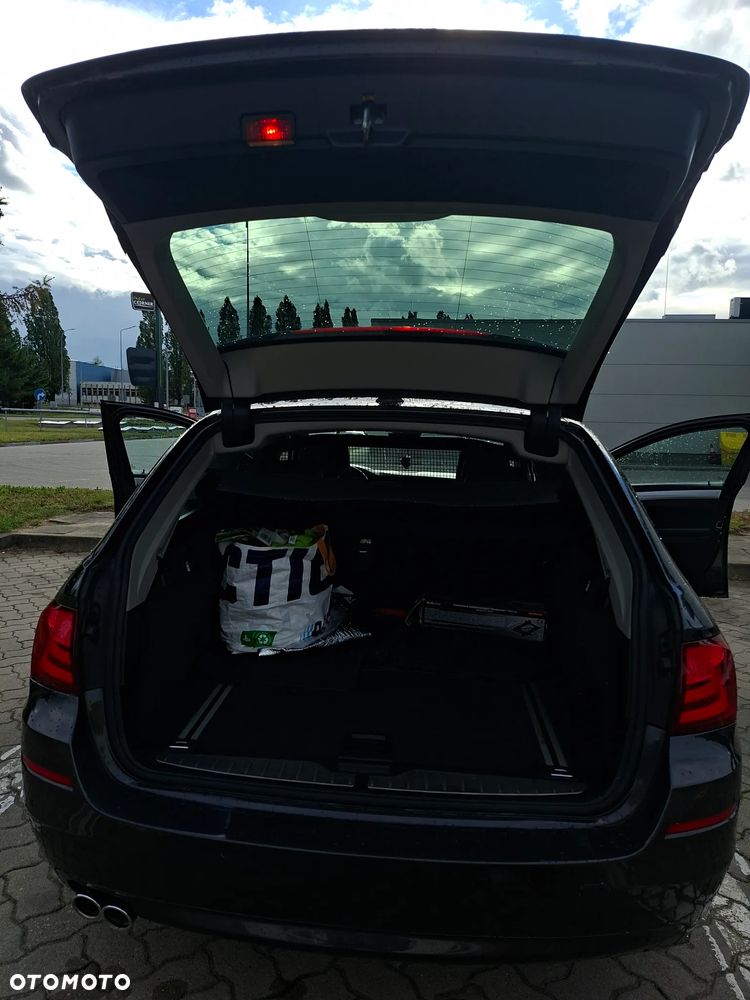 BMW Seria 5 520d - 13