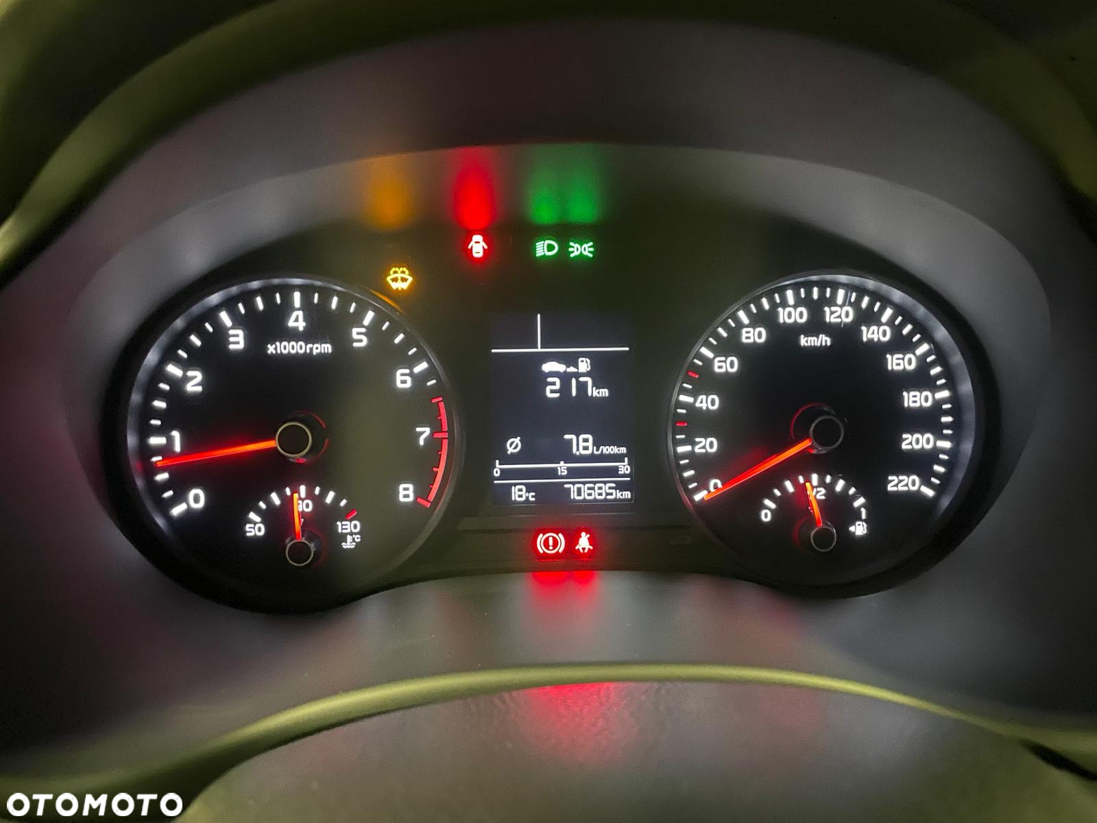 Kia Stonic 1.4 M - 11