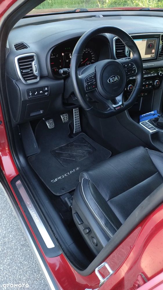 Kia Sportage 2,0 CRDI AWD GT Line - 40