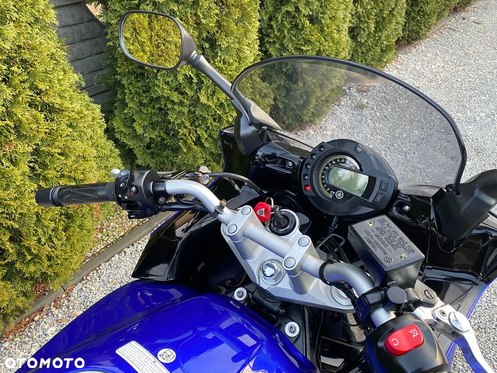 Yamaha FZ6 - 12