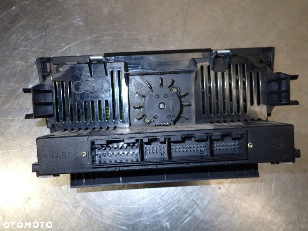 PANEL STEROWANIA NAWIEWU KLIMATYZACJI AUDI A3 8P 2.0 TDI BKD 8P0820043D - 4