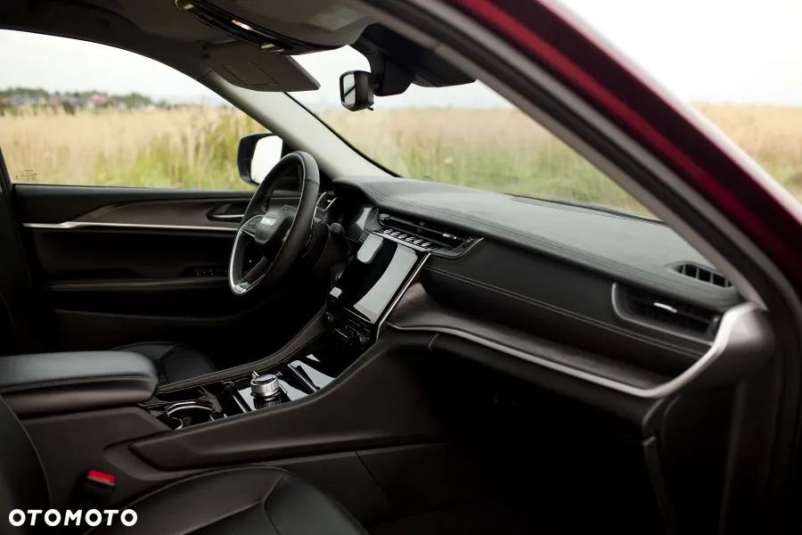 Jeep Grand Cherokee - 7