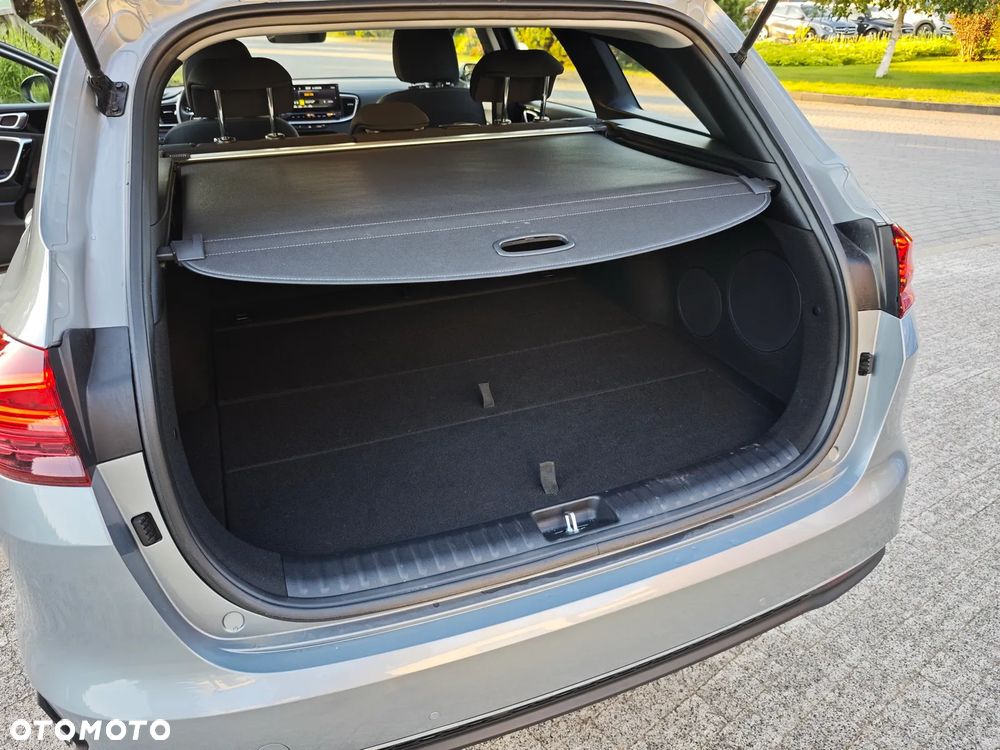 Kia Ceed 1.5 T-GDI Tribute DCT - 31