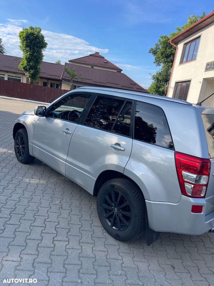 Suzuki Grand Vitara 1.9 DDIS JLX Navi - 12