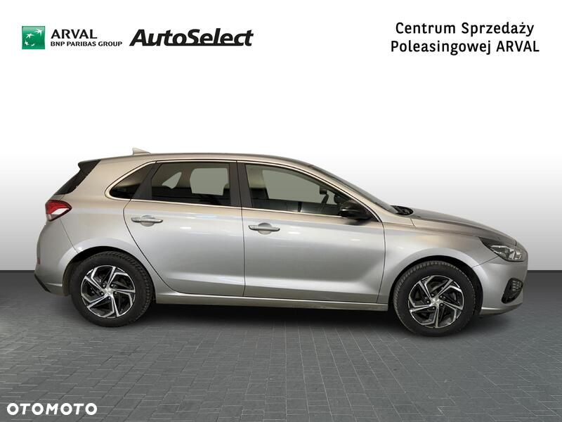 Hyundai i30 1.5 DPI Smart - 8