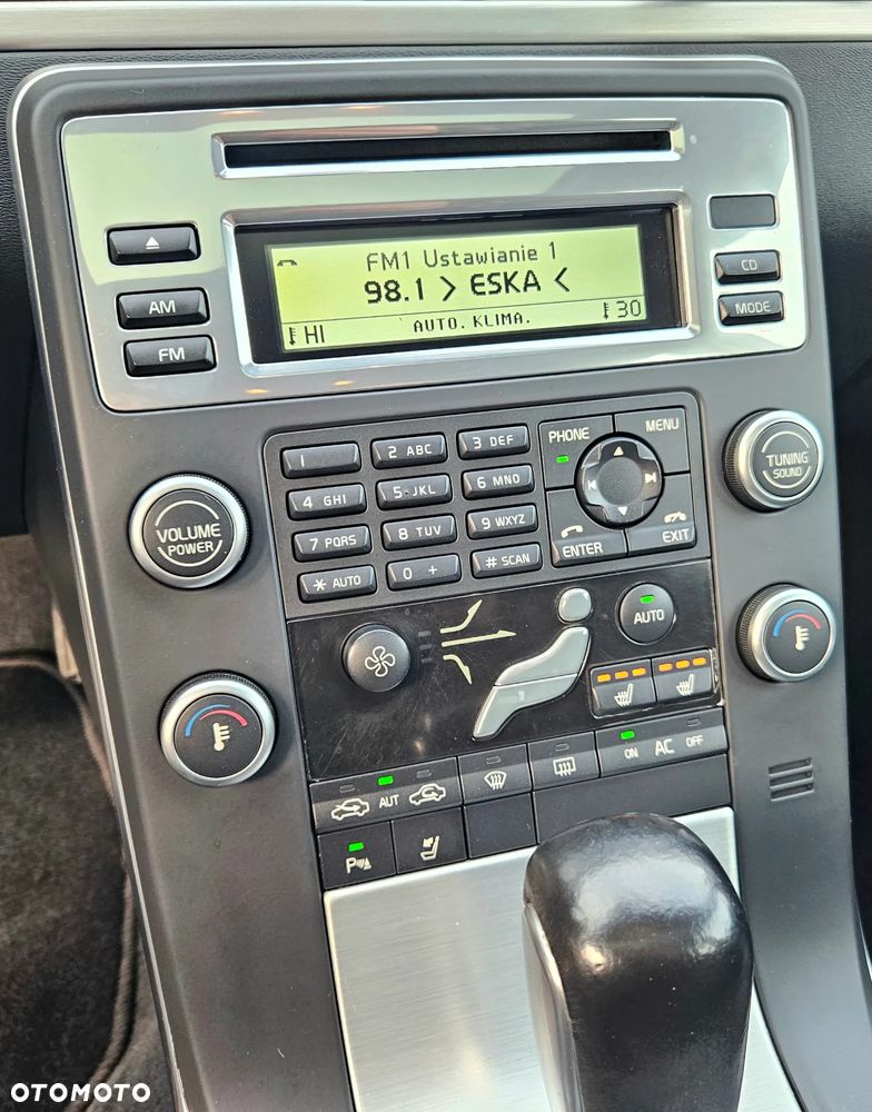 Volvo V70 D5 Summum - 29