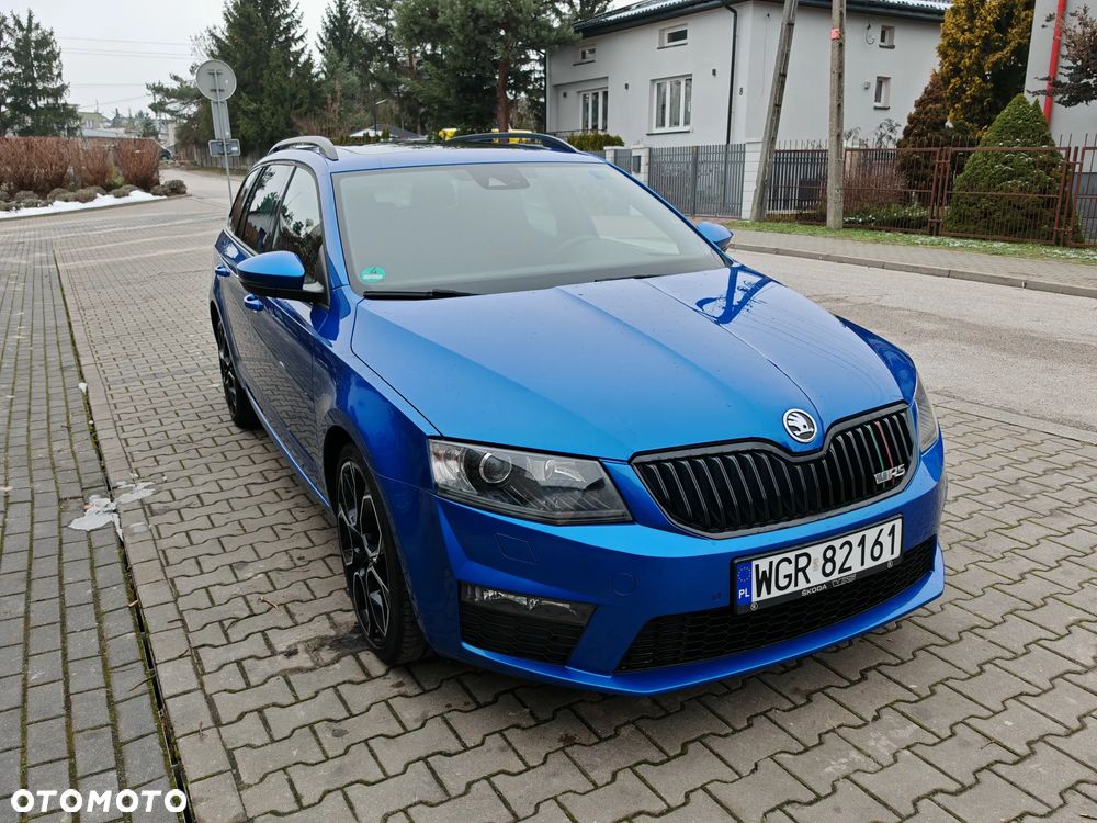 Skoda Octavia 2.0 TDI DSG RS - 2