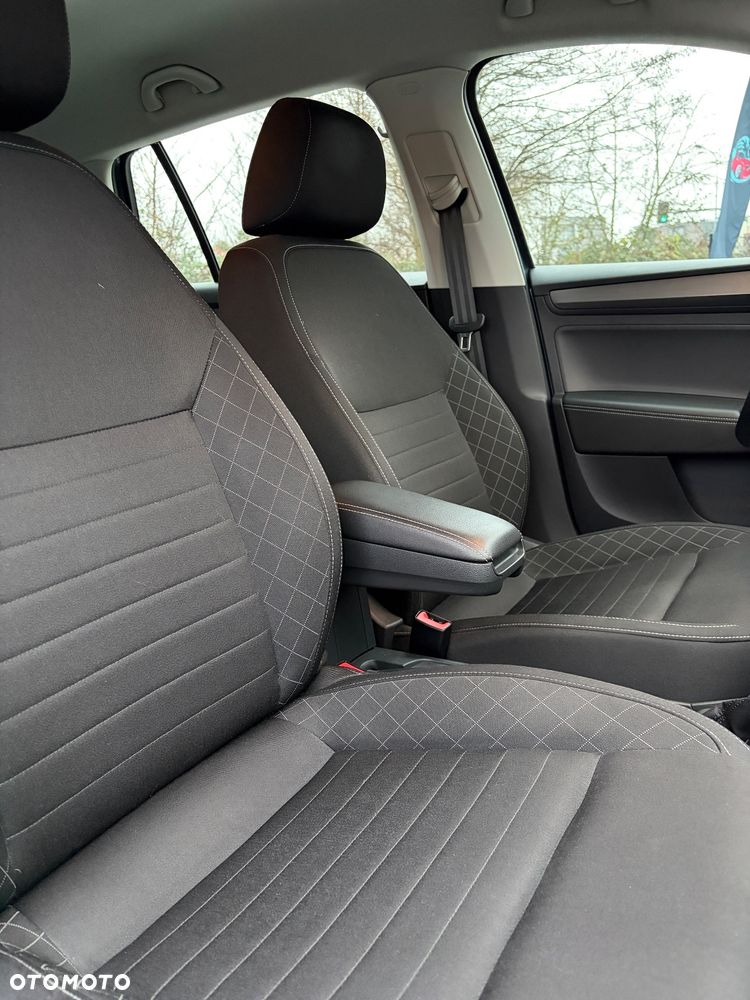 Skoda RAPID 1.0 TSI Style - 21