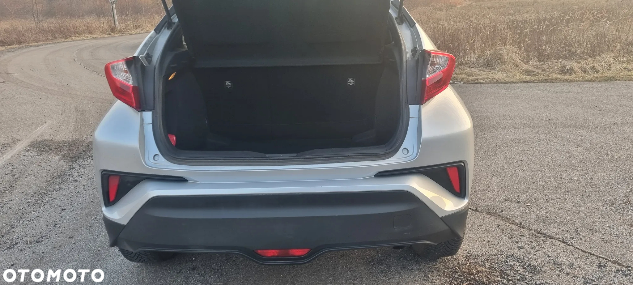 Toyota C-HR 1.8 Hybrid Dynamic - 25