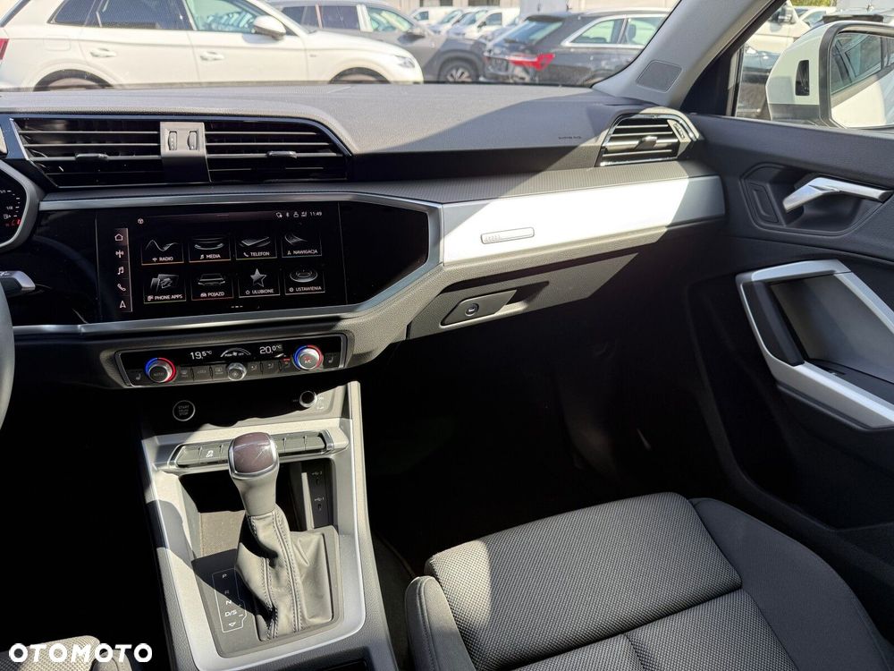 Audi Q3 - 17