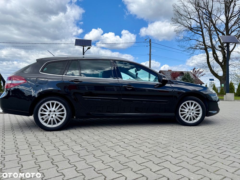 Renault Laguna dCi 175 FAP Initiale - 9