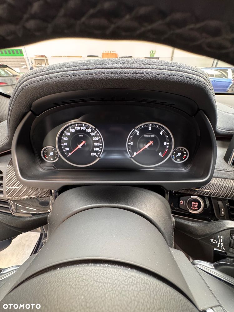 BMW X6 xDrive30d - 18