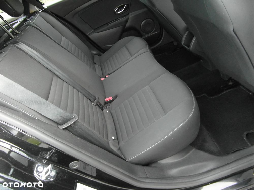 Renault Megane 1.6 16V 110 LIMITED - 30