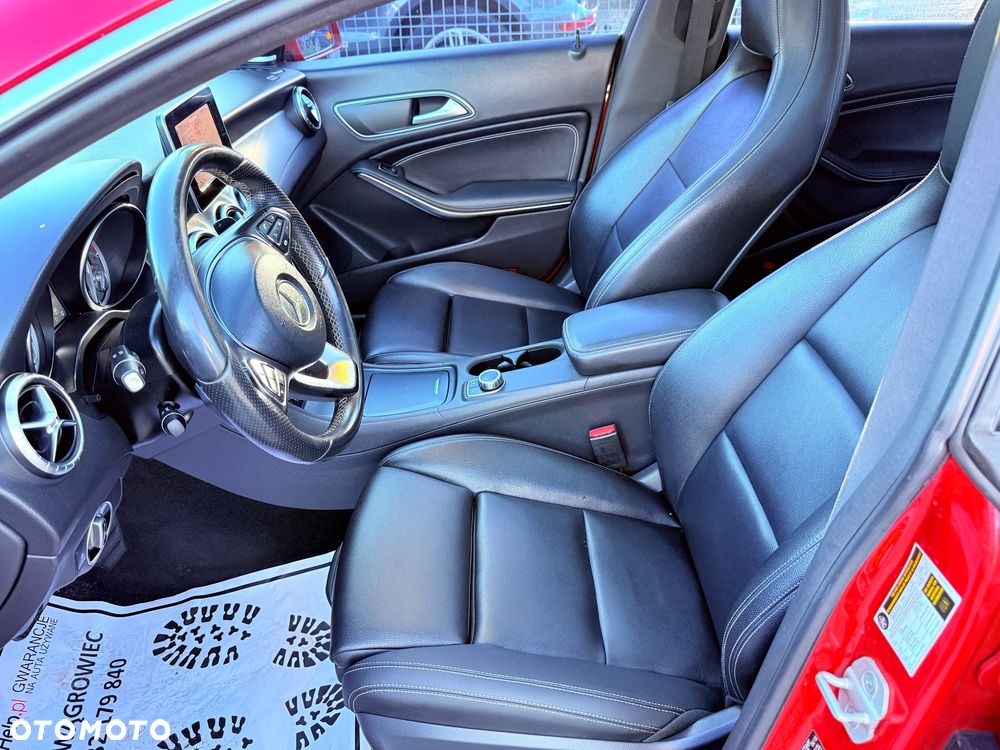 Mercedes-Benz CLA - 21