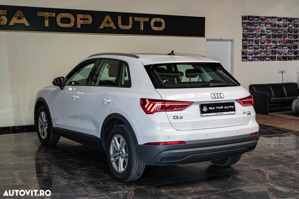 Audi Q3 40 TFSI quattro S tronic S line - 11
