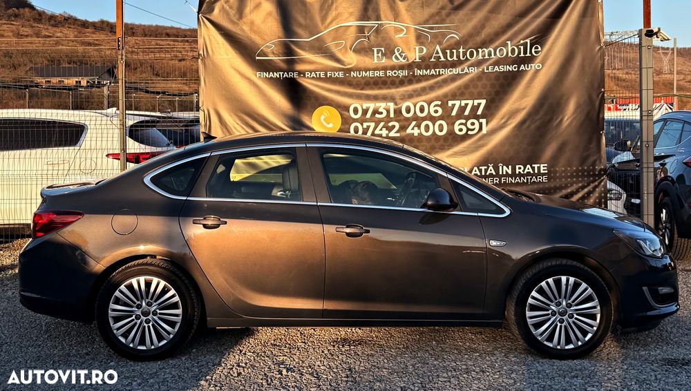 Opel Astra 1.6 D (CDTI DPF ecoFLEX) Start/Stop Excellence - 3