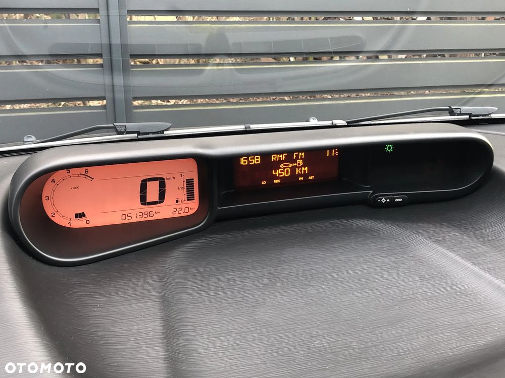 Citroën C3 Picasso 1.4i Attraction - 21