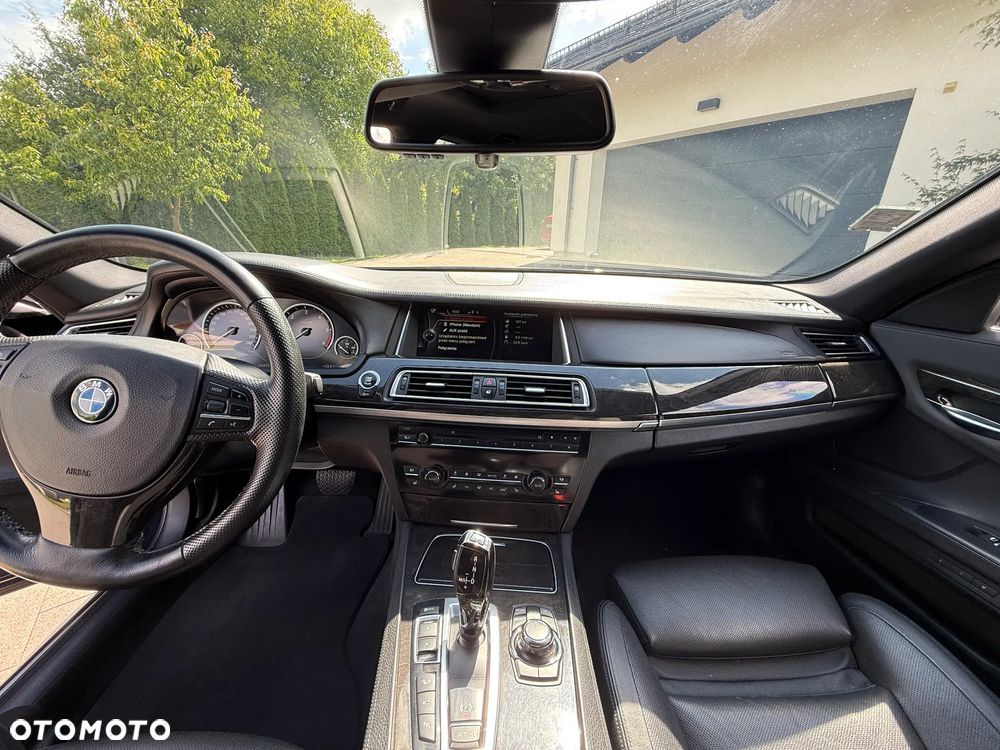 BMW Seria 7 730d xDrive - 21