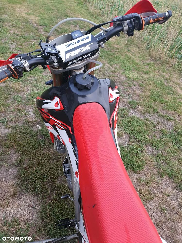 Honda CRF - 8
