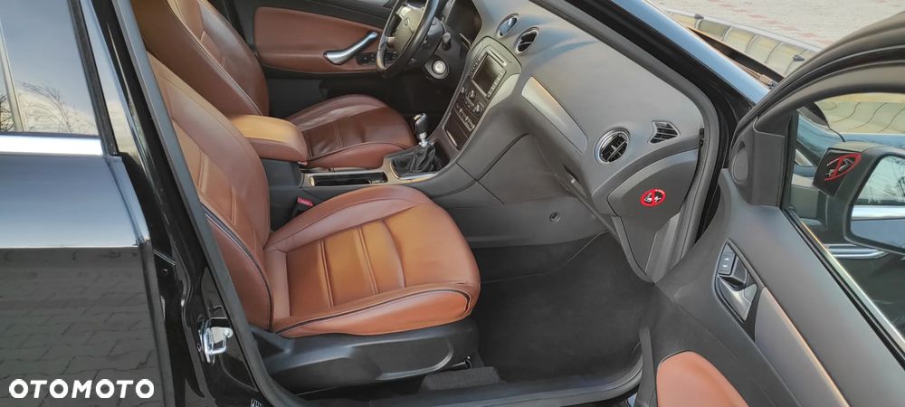 Ford Mondeo 2.0 TDCi Ghia - 21