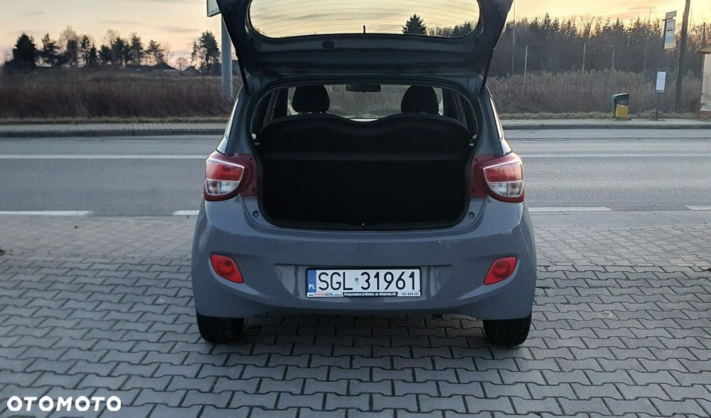 Hyundai i10 - 15